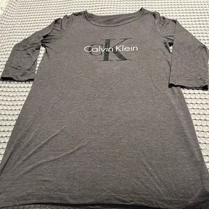 Women’s Large Calvin Klein Sleepshirt